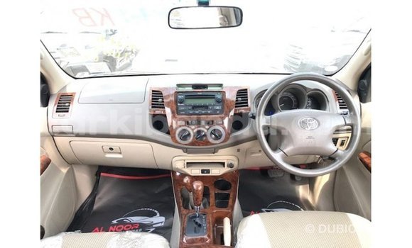 Nunua Imported Toyota Hilux Nyingine Gari ndani ya Import - Dubai nchini Uganda Nunua Imported Toyota Hilux Nyingine Gari ndani ya Import - Dubai nchini Uganda