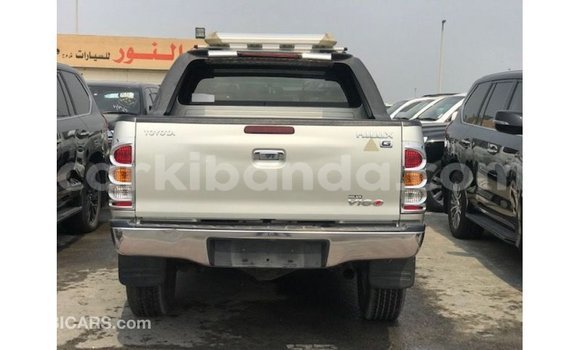 Nunua Imported Toyota Hilux Nyingine Gari ndani ya Import - Dubai nchini Uganda Nunua Imported Toyota Hilux Nyingine Gari ndani ya Import - Dubai nchini Uganda