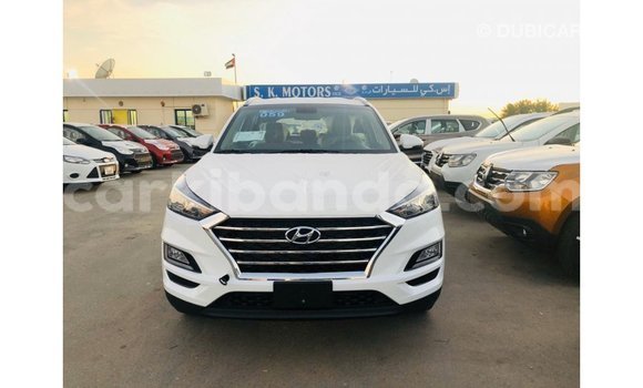 Buy Import Hyundai Tucson White Car in Import - Dubai in Uganda Buy Import Hyundai Tucson White Car in Import - Dubai in Uganda