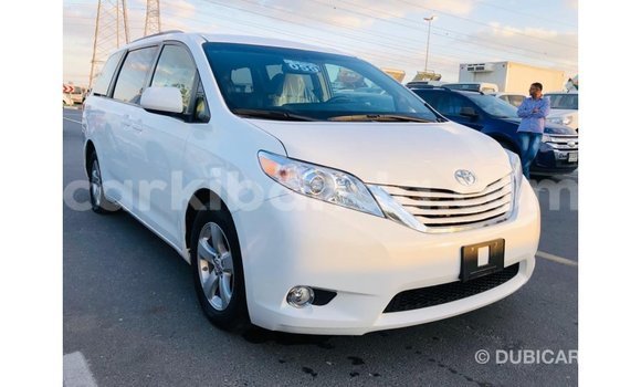 Buy Import Toyota Sienna White Car in Import - Dubai in Uganda Buy Import Toyota Sienna White Car in Import - Dubai in Uganda