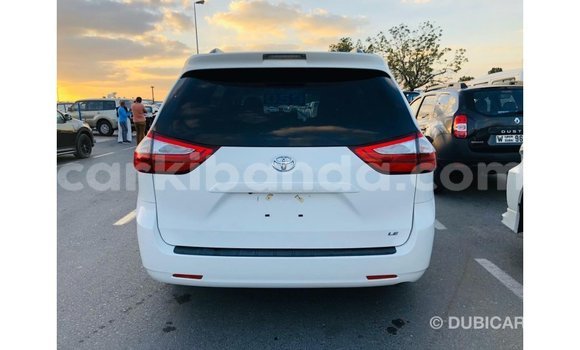 Buy Import Toyota Sienna White Car in Import - Dubai in Uganda Buy Import Toyota Sienna White Car in Import - Dubai in Uganda