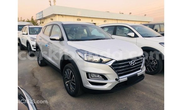 Buy Import Hyundai Tucson Other Car in Import - Dubai in Uganda Buy Import Hyundai Tucson Other Car in Import - Dubai in Uganda