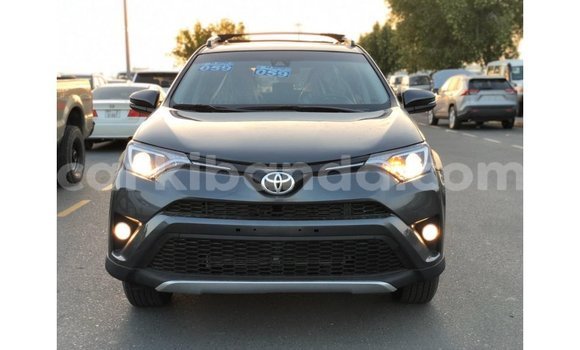 Nunua Imported Toyota 4Runner Nyeusi Gari ndani ya Import - Dubai nchini Uganda Nunua Imported Toyota 4Runner Nyeusi Gari ndani ya Import - Dubai nchini Uganda
