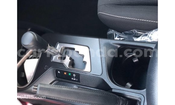 Nunua Imported Toyota 4Runner Nyeusi Gari ndani ya Import - Dubai nchini Uganda Nunua Imported Toyota 4Runner Nyeusi Gari ndani ya Import - Dubai nchini Uganda