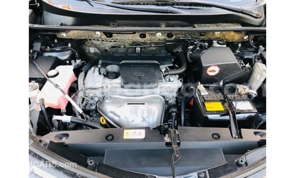 Nunua Imported Toyota 4Runner Nyeusi Gari ndani ya Import - Dubai nchini Uganda Nunua Imported Toyota 4Runner Nyeusi Gari ndani ya Import - Dubai nchini Uganda