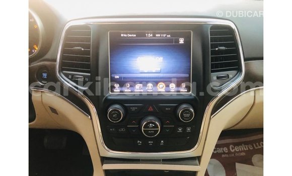 Acheter Import Voiture Jeep Grand Cherokee Noir à Import - Dubai, Ouganda Acheter Import Voiture Jeep Grand Cherokee Noir à Import - Dubai, Ouganda