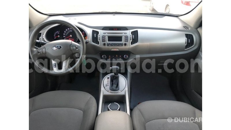 Big with watermark kia sportage uganda import dubai 10962