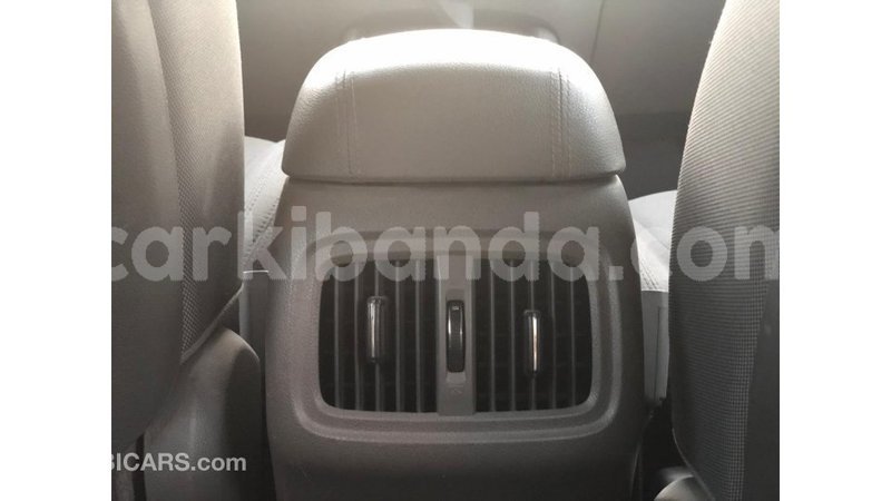 Big with watermark kia sportage uganda import dubai 10962