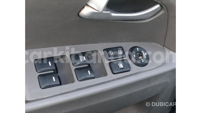 Big with watermark kia sportage uganda import dubai 10962