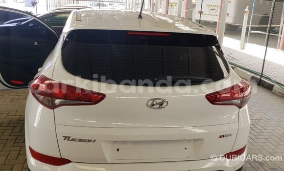 Buy Import Hyundai Tucson White Car in Import - Dubai in Uganda Buy Import Hyundai Tucson White Car in Import - Dubai in Uganda