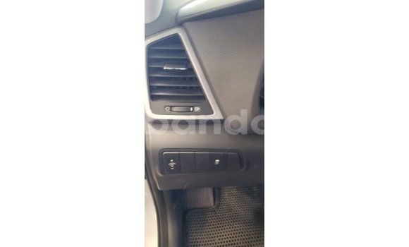 Buy Import Hyundai Tucson White Car in Import - Dubai in Uganda Buy Import Hyundai Tucson White Car in Import - Dubai in Uganda