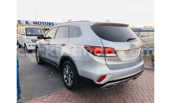 Acheter Import Voiture Hyundai Santa Fe Autre à Import - Dubai, Ouganda Acheter Import Voiture Hyundai Santa Fe Autre à Import - Dubai, Ouganda