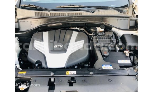 Acheter Import Voiture Hyundai Santa Fe Autre à Import - Dubai, Ouganda Acheter Import Voiture Hyundai Santa Fe Autre à Import - Dubai, Ouganda