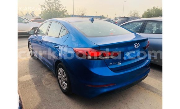 Acheter Import Voiture Hyundai Elantra Bleu à Import - Dubai, Ouganda Acheter Import Voiture Hyundai Elantra Bleu à Import - Dubai, Ouganda