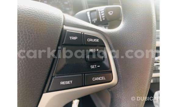 Acheter Import Voiture Hyundai Elantra Bleu à Import - Dubai, Ouganda Acheter Import Voiture Hyundai Elantra Bleu à Import - Dubai, Ouganda