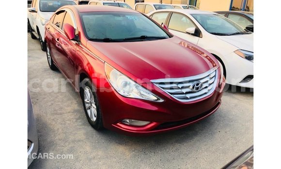 Acheter Import Voiture Hyundai Sonata Rouge à Import - Dubai, Ouganda Acheter Import Voiture Hyundai Sonata Rouge à Import - Dubai, Ouganda
