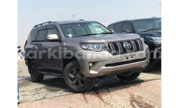 Nunua Imported Toyota Prado Brown Gari ndani ya Import - Dubai nchini Uganda