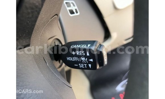 Acheter Import Voiture Toyota Prado Marron à Import - Dubai, Ouganda Acheter Import Voiture Toyota Prado Marron à Import - Dubai, Ouganda