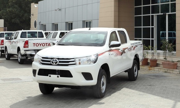 Buy New Toyota Hilux White Car in Kasese in Uganda Buy New Toyota Hilux White Car in Kasese in Uganda