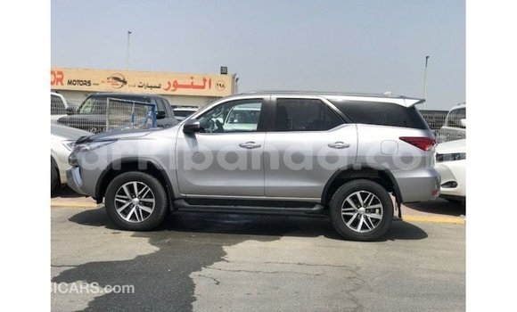 Gura Imported Toyota Fortuner Other Imodoka i Import - Dubai mu Uganda Gura Imported Toyota Fortuner Other Imodoka i Import - Dubai mu Uganda