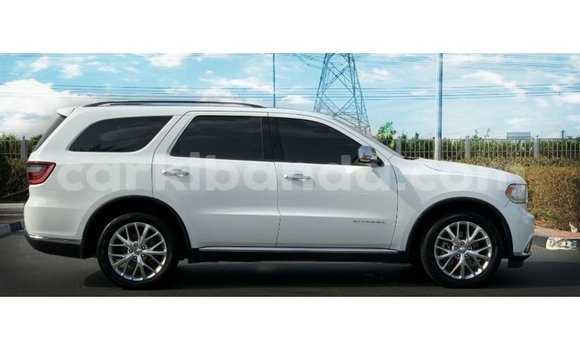 Acheter Import Voiture Dodge Durango Blanc à Import - Dubai, Ouganda Acheter Import Voiture Dodge Durango Blanc à Import - Dubai, Ouganda
