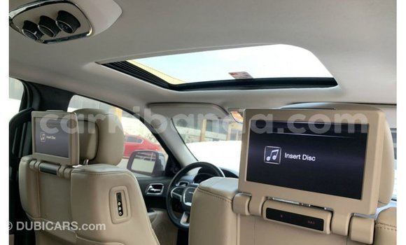 Acheter Import Voiture Dodge Durango Blanc à Import - Dubai, Ouganda Acheter Import Voiture Dodge Durango Blanc à Import - Dubai, Ouganda