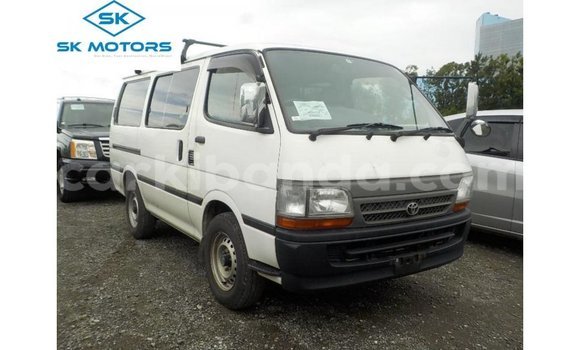 Acheter Import Voiture Toyota Hiace Blanc à Import - Dubai, Ouganda