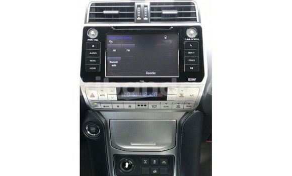 Acheter Import Voiture Toyota Prado Noir à Import - Dubai, Ouganda Acheter Import Voiture Toyota Prado Noir à Import - Dubai, Ouganda