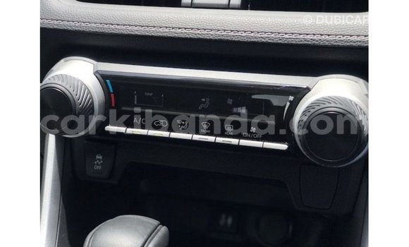 Nunua Imported Toyota 4Runner Nyeupe Gari ndani ya Import - Dubai nchini Uganda Nunua Imported Toyota 4Runner Nyeupe Gari ndani ya Import - Dubai nchini Uganda