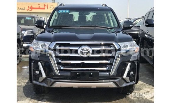 Nunua Imported Toyota Land Cruiser Nyeusi Gari ndani ya Import - Dubai nchini Uganda Nunua Imported Toyota Land Cruiser Nyeusi Gari ndani ya Import - Dubai nchini Uganda
