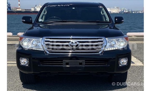Nunua Imported Toyota Land Cruiser Nyeusi Gari ndani ya Import - Dubai nchini Uganda Nunua Imported Toyota Land Cruiser Nyeusi Gari ndani ya Import - Dubai nchini Uganda