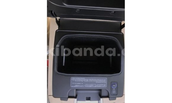 Buy Import Toyota Land Cruiser Black Car in Import - Dubai in Uganda Buy Import Toyota Land Cruiser Black Car in Import - Dubai in Uganda