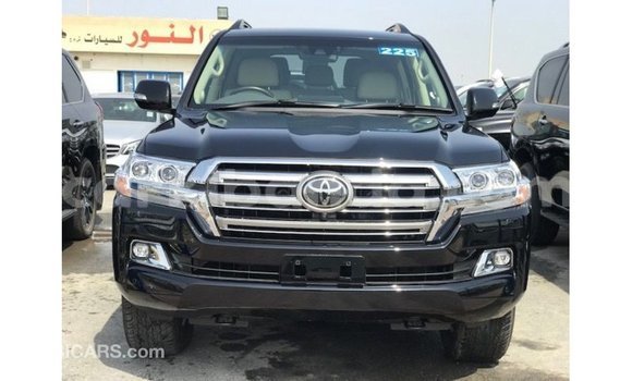 Acheter Import Voiture Toyota Land Cruiser Noir à Import - Dubai, Ouganda Acheter Import Voiture Toyota Land Cruiser Noir à Import - Dubai, Ouganda