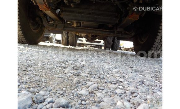 Acheter Import Voiture Toyota Dyna Blanc à Import - Dubai, Ouganda Acheter Import Voiture Toyota Dyna Blanc à Import - Dubai, Ouganda