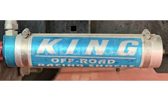 Acheter Import Voiture Ford Club Wagon Rouge à Import - Dubai, Ouganda Acheter Import Voiture Ford Club Wagon Rouge à Import - Dubai, Ouganda