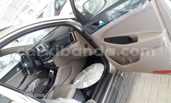 Acheter Import Voiture Hyundai Tucson Autre à Import - Dubai, Ouganda Acheter Import Voiture Hyundai Tucson Autre à Import - Dubai, Ouganda