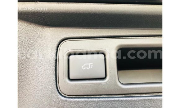 Nunua Imported Toyota Fortuner Nyeusi Gari ndani ya Import - Dubai nchini Uganda Nunua Imported Toyota Fortuner Nyeusi Gari ndani ya Import - Dubai nchini Uganda