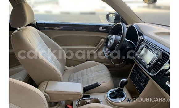 Nunua Imported Volkswagen Beetle Nyeusi Gari ndani ya Import - Dubai nchini Uganda Nunua Imported Volkswagen Beetle Nyeusi Gari ndani ya Import - Dubai nchini Uganda