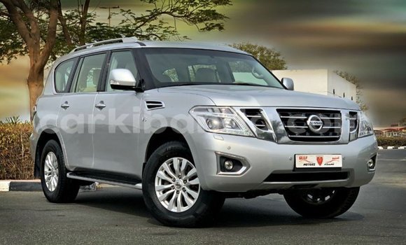 Nunua Imported Nissan Patrol Nyingine Gari ndani ya Import - Dubai nchini Uganda