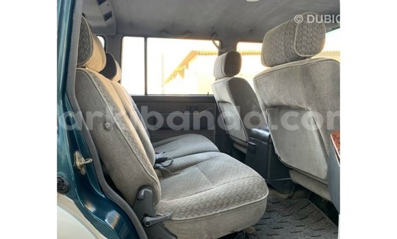 Nunua Imported Nissan Patrol Bluu Gari ndani ya Import - Dubai nchini Uganda Nunua Imported Nissan Patrol Bluu Gari ndani ya Import - Dubai nchini Uganda