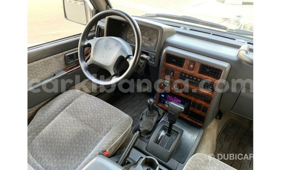 Nunua Imported Nissan Patrol Bluu Gari ndani ya Import - Dubai nchini Uganda Nunua Imported Nissan Patrol Bluu Gari ndani ya Import - Dubai nchini Uganda