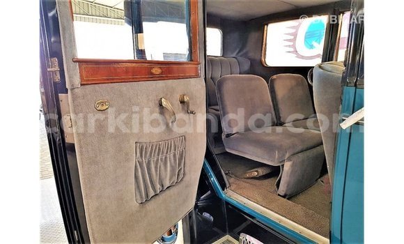 Buy Import Buick Electra Blue Car in Import - Dubai in Uganda Buy Import Buick Electra Blue Car in Import - Dubai in Uganda