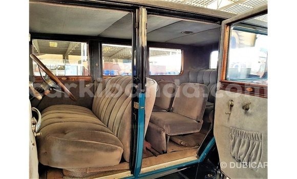 Buy Import Buick Electra Blue Car in Import - Dubai in Uganda Buy Import Buick Electra Blue Car in Import - Dubai in Uganda