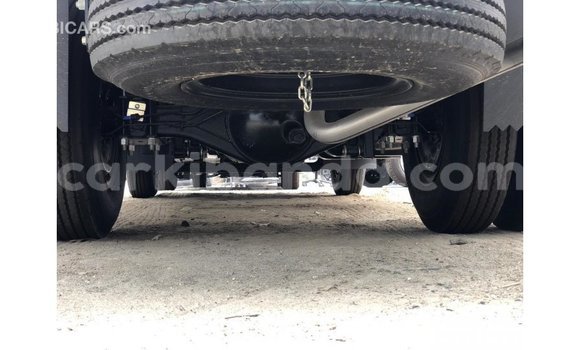 Acheter Import Voiture Isuzu Rodeo Blanc à Import - Dubai, Ouganda Acheter Import Voiture Isuzu Rodeo Blanc à Import - Dubai, Ouganda