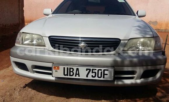 Acheter Occasion Voiture Toyota Premio Gris à Kampala, Ouganda Acheter Occasion Voiture Toyota Premio Gris à Kampala, Ouganda