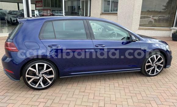 Gura Yakoze Volkswagen Golf GTI Blue Imodoka i Kampala mu Uganda Gura Yakoze Volkswagen Golf GTI Blue Imodoka i Kampala mu Uganda