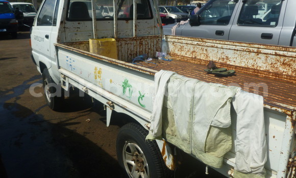 Buy Used Toyota HiAce White Truck in Arua in Uganda