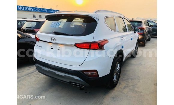 Buy Import Hyundai Santa Fe White Car in Import - Dubai in Uganda Buy Import Hyundai Santa Fe White Car in Import - Dubai in Uganda
