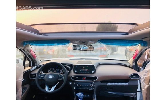Buy Import Hyundai Santa Fe White Car in Import - Dubai in Uganda Buy Import Hyundai Santa Fe White Car in Import - Dubai in Uganda