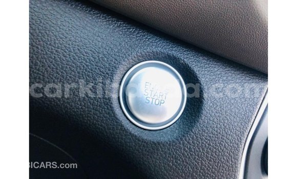 Buy Import Hyundai Santa Fe White Car in Import - Dubai in Uganda Buy Import Hyundai Santa Fe White Car in Import - Dubai in Uganda